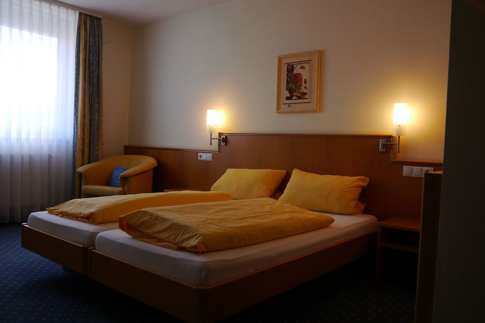 Hotel Linde Pfalz Silz  Exterior foto